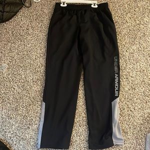 Youth under Armour sweatpants